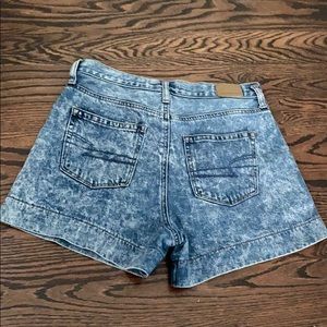 American Eagle Demin Mom Shorts (US size 4)